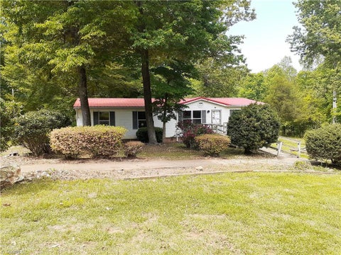 Mobile Home For Sale - 142 Hope Lane<br/> Mocksville, NC 27028