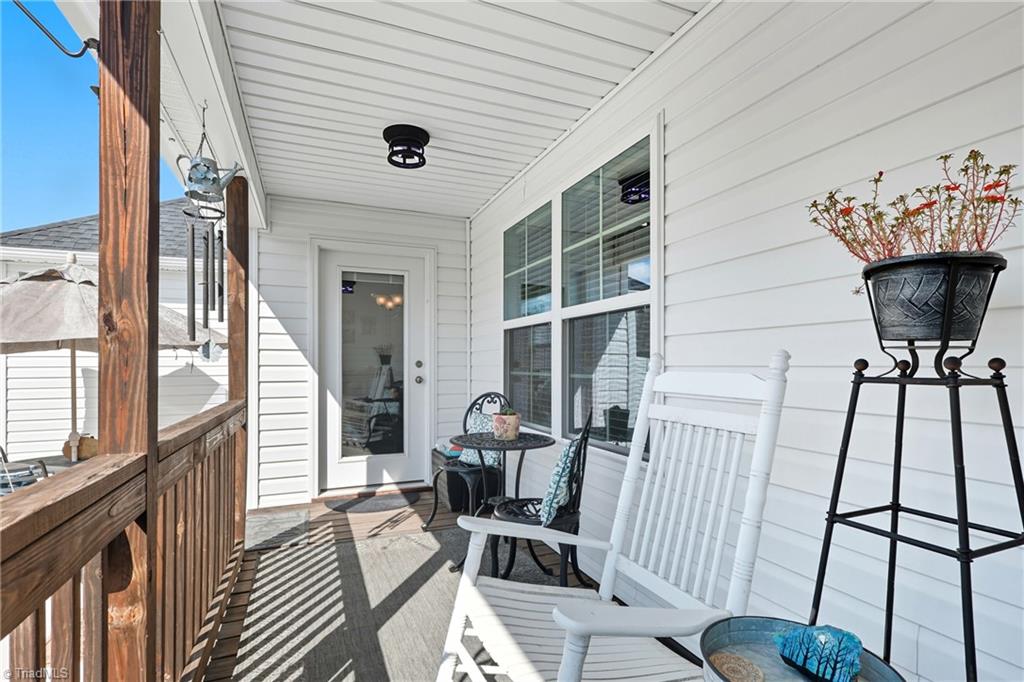 Thomasville, North Carolina 27360, United States, 3 Bedrooms Bedrooms, ,2 BathroomsBathrooms,Residential,Pending,209930