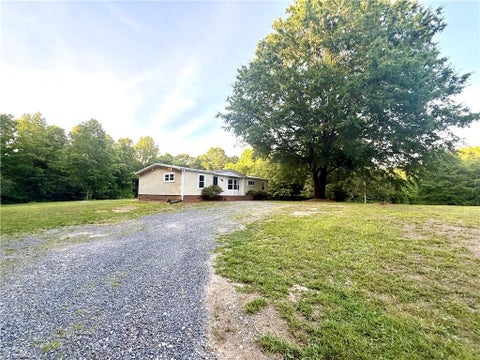 Photo of 231 Jones Road, Mocksville, NC 27028 (MLS # 1225222)