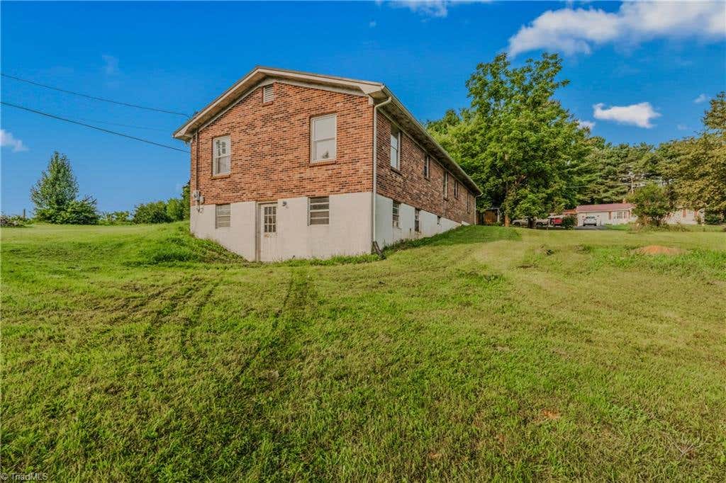 Photo of 1900 Coon Ridge Road, Hillsville, VA 24343 (MLS # 1229307)