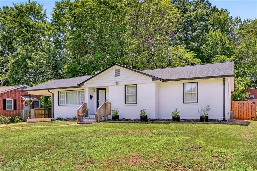 1442 Capri Road, Winston-salem, NC, 27103