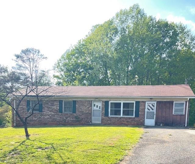 258 Badgett Avenue, Mount Airy, North Carolina image 1
