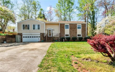 223 Vandyke Street Kernersville NC 27284