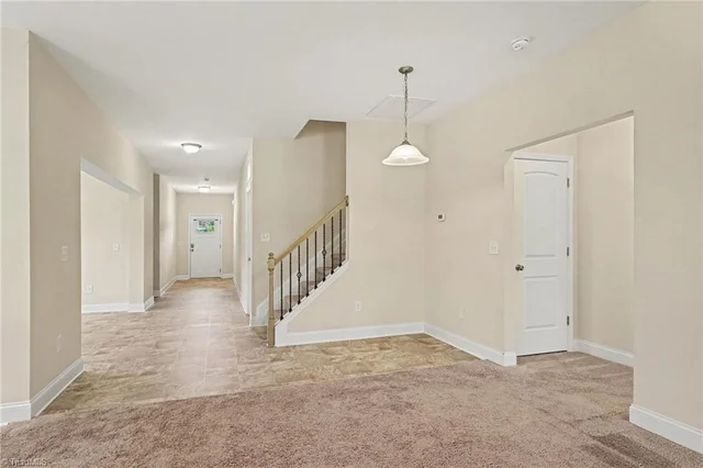 506 Bluffwood Court, photo 5 of 30