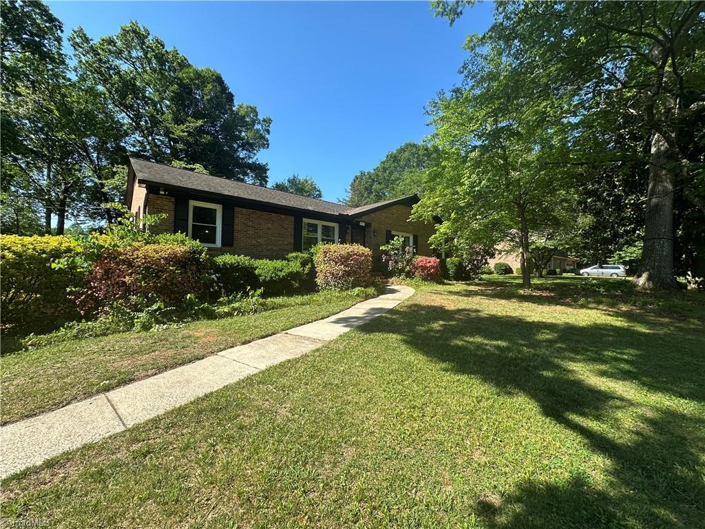 5912 Puritan Lane, Clemmons, North Carolina image 4