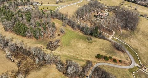 Vacant Land For Sale - LOT 16 Canterbury Drive<br/> North Wilkesboro, NC 28659