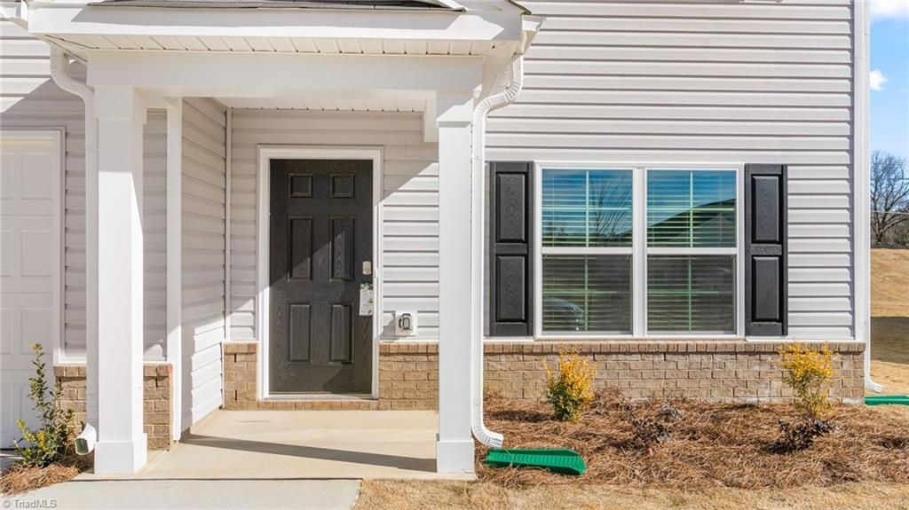 Photo of 291 Zinnia Place, Lexington, NC 27295 (MLS # 1203811)