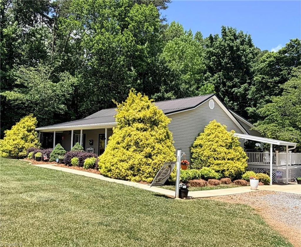 Photo of 1920 Angell Road, Mocksville, NC 27028 (MLS # 1219539)