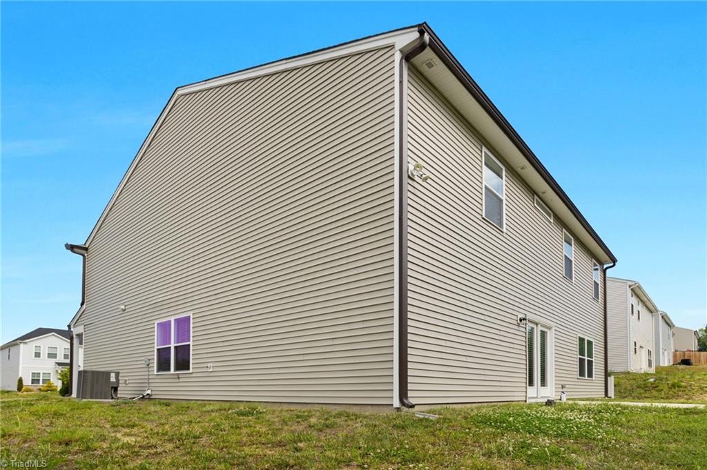 3710 Streamside Drive, Thomasville, North Carolina image 33
