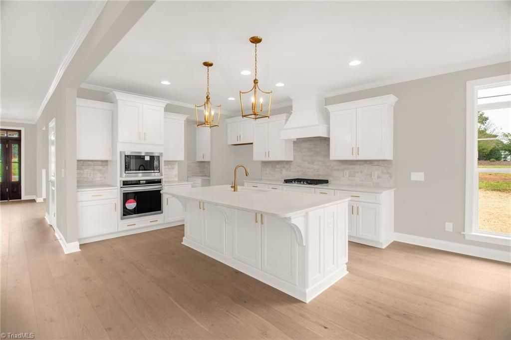 Photo of 3106 Pasture View Drive, Summerfield, NC 27358 (MLS # 1197264)