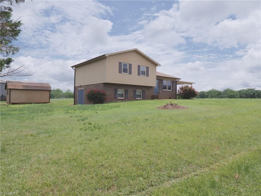 Photo of 110 Robert Drive, State Road, NC 28676 (MLS # 1222406)