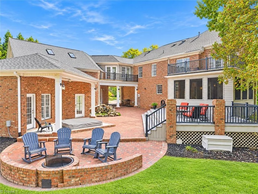 706 Chestnut Hill Court, photo 1 of 50