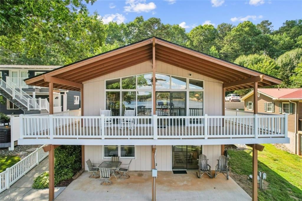 Photo of 918 Pinehaven Drive, New London, NC 28127 (MLS # 1225464)