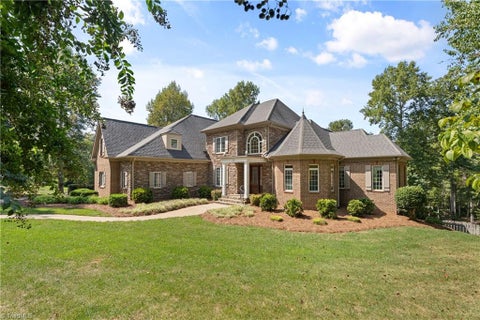 Homes For Sale - 191 Wellsprings Court<br/> Pfafftown, NC 27040
