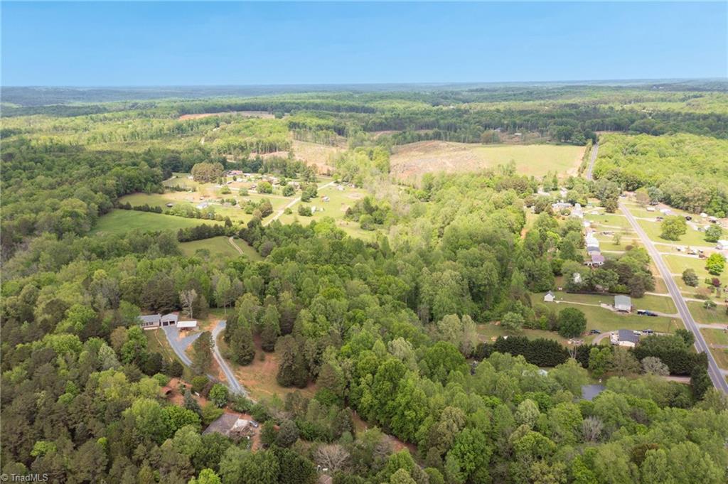 Thayer Road, Trinity, North Carolina image 8