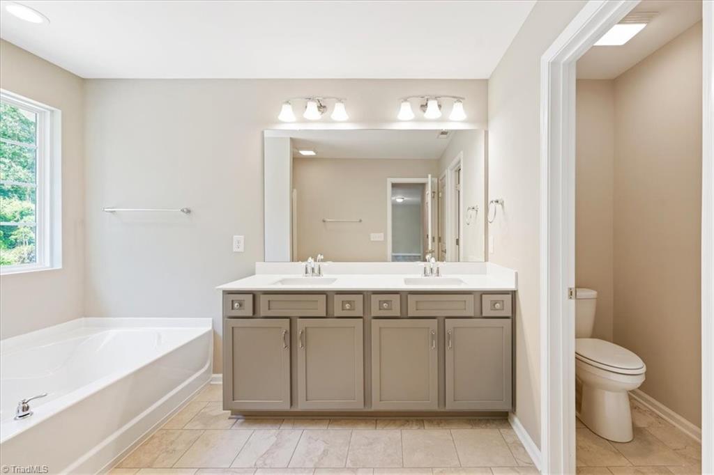 4107 Stallion Street #16, High Point, North Carolina image 10