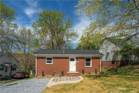 Photo for 611 Martha Place