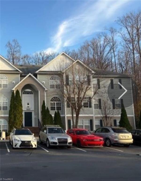 Photo of 2600 Pennoak Way #H, Greensboro, NC 27407 (MLS # 1226764)
