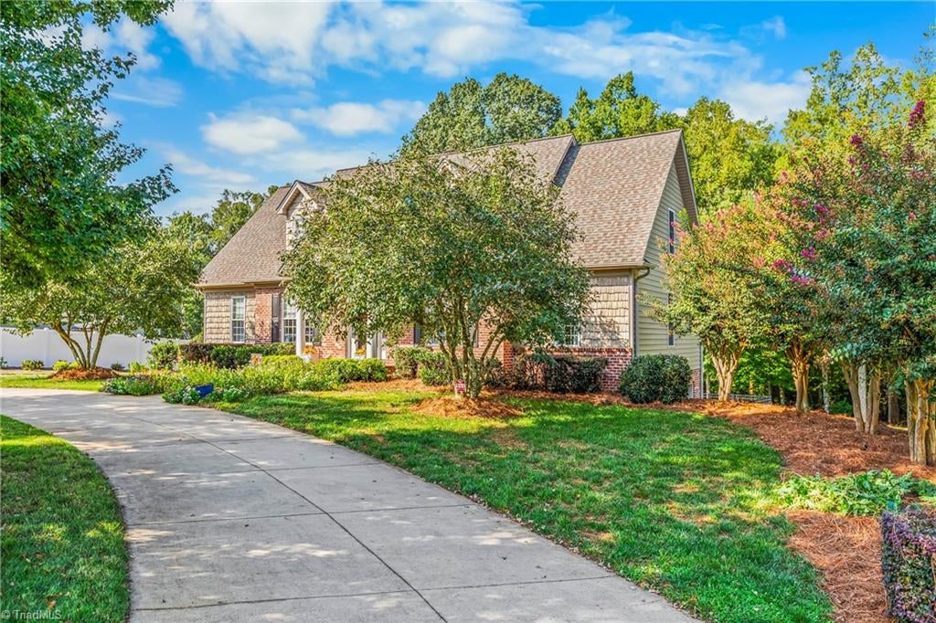 9285 Center Grove Church Road