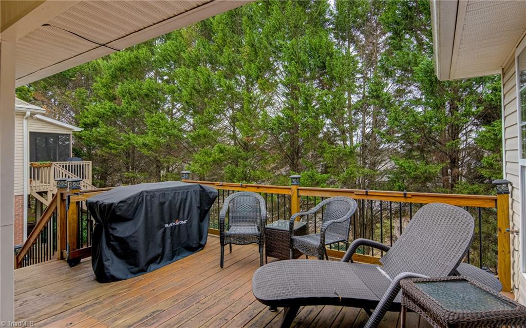 Winston-Salem, North Carolina 27106, United States, 3 Bedrooms Bedrooms, ,2 BathroomsBathrooms,Residential,Pending,15060