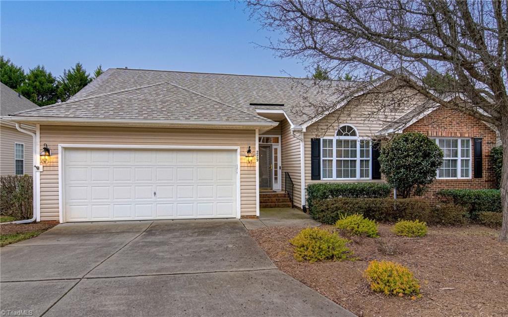 Winston-Salem, North Carolina 27106, United States, 3 Bedrooms Bedrooms, ,2 BathroomsBathrooms,Residential,Pending,15060