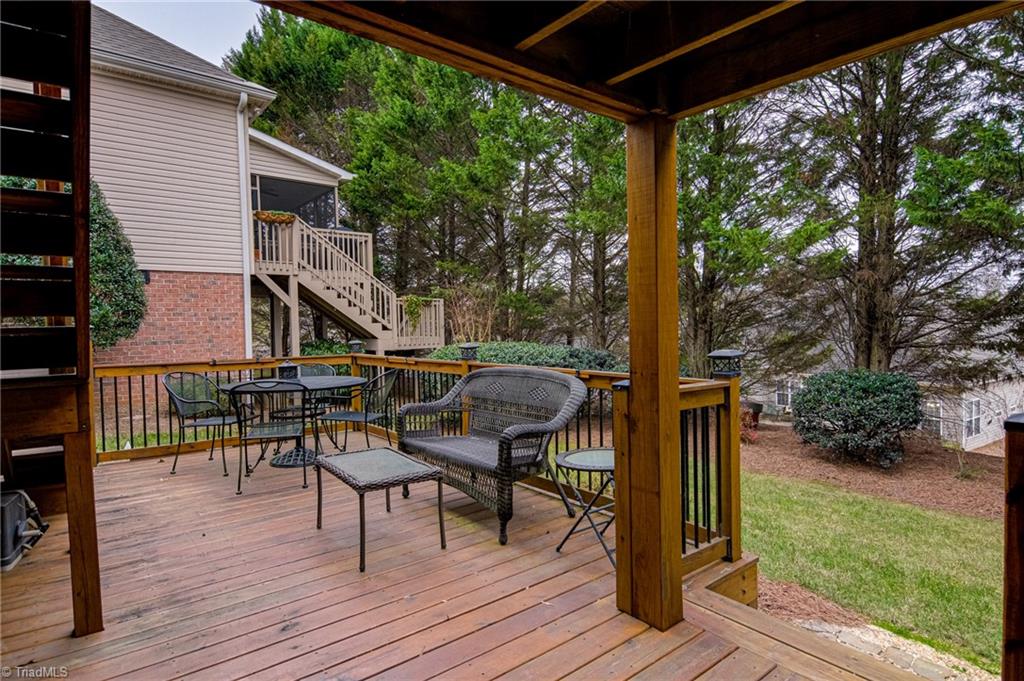 Winston-Salem, North Carolina 27106, United States, 3 Bedrooms Bedrooms, ,2 BathroomsBathrooms,Residential,Pending,15060