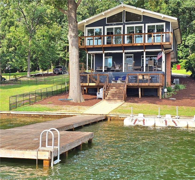 Photo of 634 Pinehaven Drive, New London, NC 28127 (MLS # 1230567)