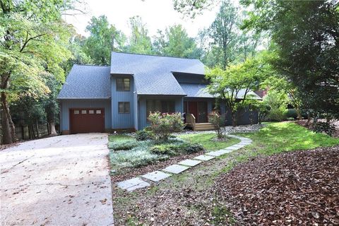 Homes For Sale - 4611 E Perquimans Road<br/> Greensboro, NC 27407