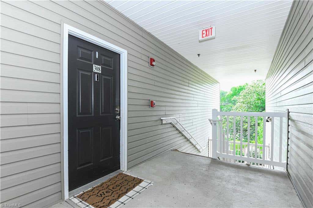 Photo of 7100 W Friendly Avenue #308, Greensboro, NC 27410 (MLS # 1229234)