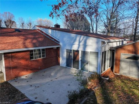 A home in Mount Airy