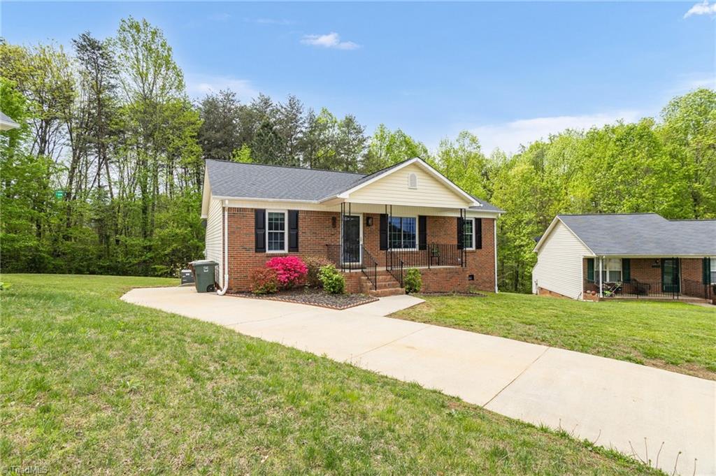 4801 Shady Pine Drive, Greensboro, North Carolina image 3