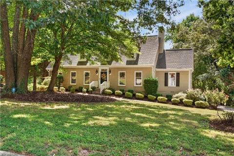 Photo of 3907 Buncombe Drive, Greensboro, NC 27407 (MLS # 1235586)