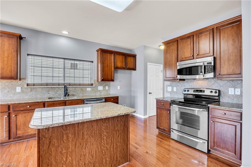 598 Jockey Place, Whitsett, North Carolina image 14
