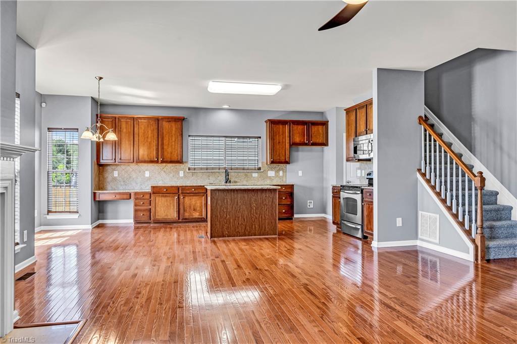 598 Jockey Place, Whitsett, North Carolina image 9