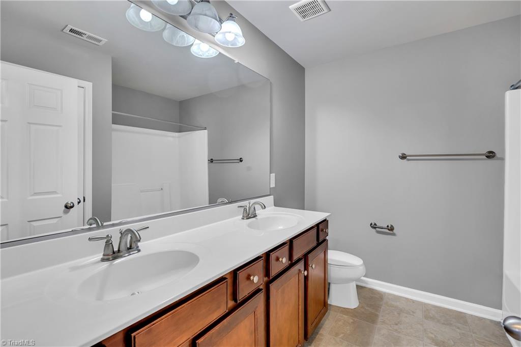 598 Jockey Place, Whitsett, North Carolina image 30