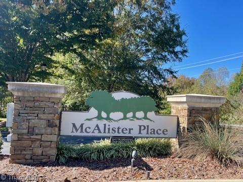 Greensboro, North Carolina 27410, United States, 2 Bedrooms Bedrooms, ,3 BathroomsBathrooms,Residential,Active,233570