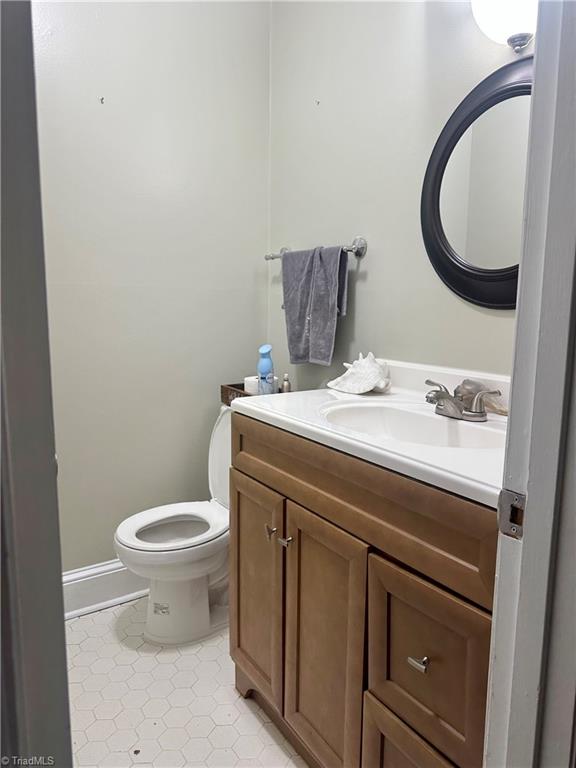 1825 Johnson Street B