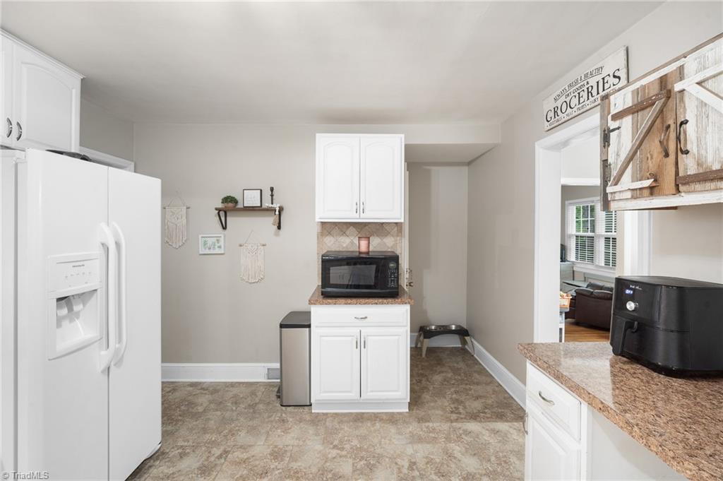 Winston-Salem, North Carolina 27127, United States, 2 Bedrooms Bedrooms, ,2 BathroomsBathrooms,Residential,Pending,136096