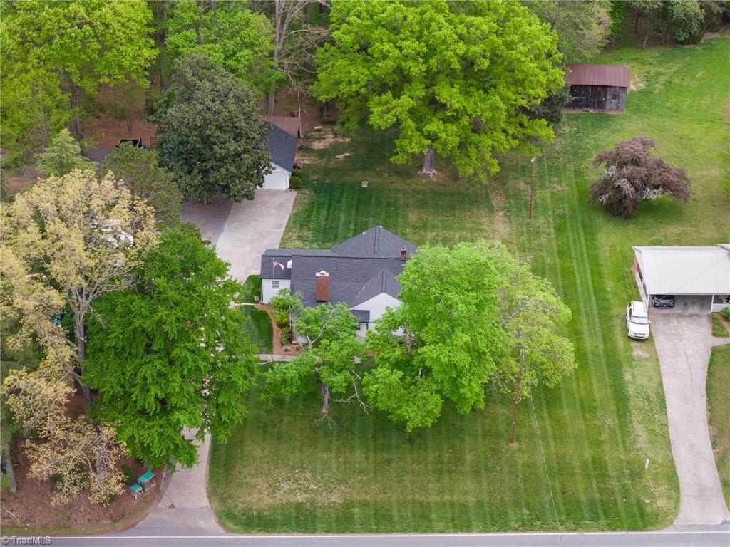 Winston-Salem, North Carolina 27127, United States, 2 Bedrooms Bedrooms, ,2 BathroomsBathrooms,Residential,Pending,136096