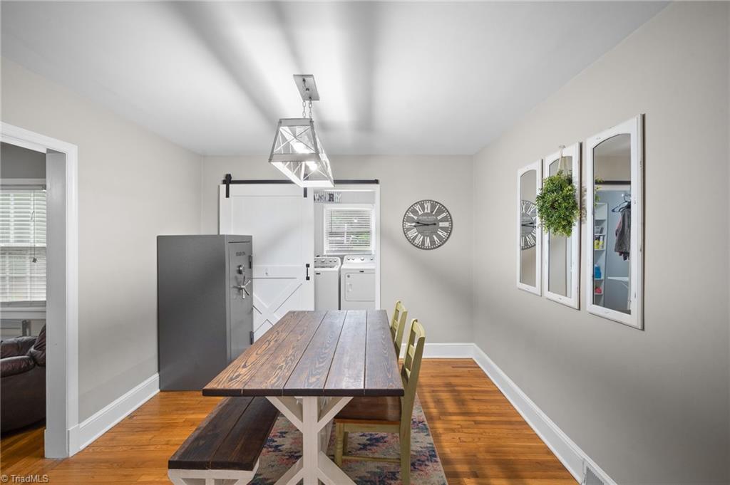 Winston-Salem, North Carolina 27127, United States, 2 Bedrooms Bedrooms, ,2 BathroomsBathrooms,Residential,Pending,136096