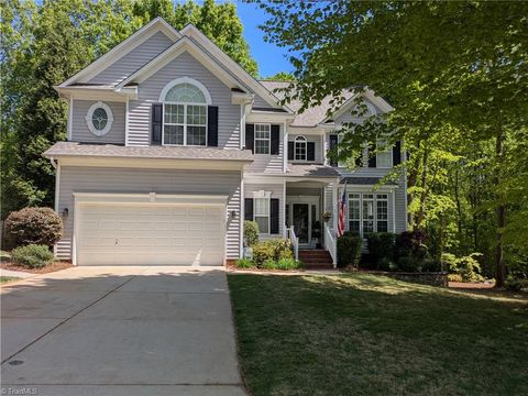 Photo of 15 Holly Springs Lane, Greensboro, NC 27455 (MLS # 1216143)