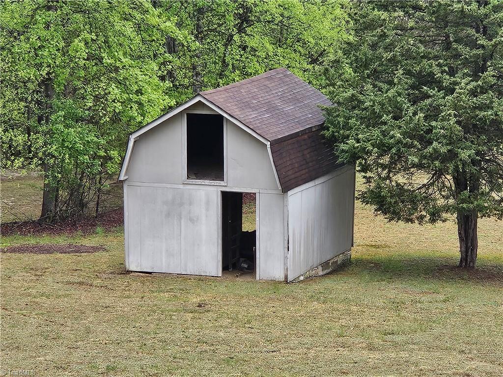 5024 Hill Haven Road, Jonesville, North Carolina image 10