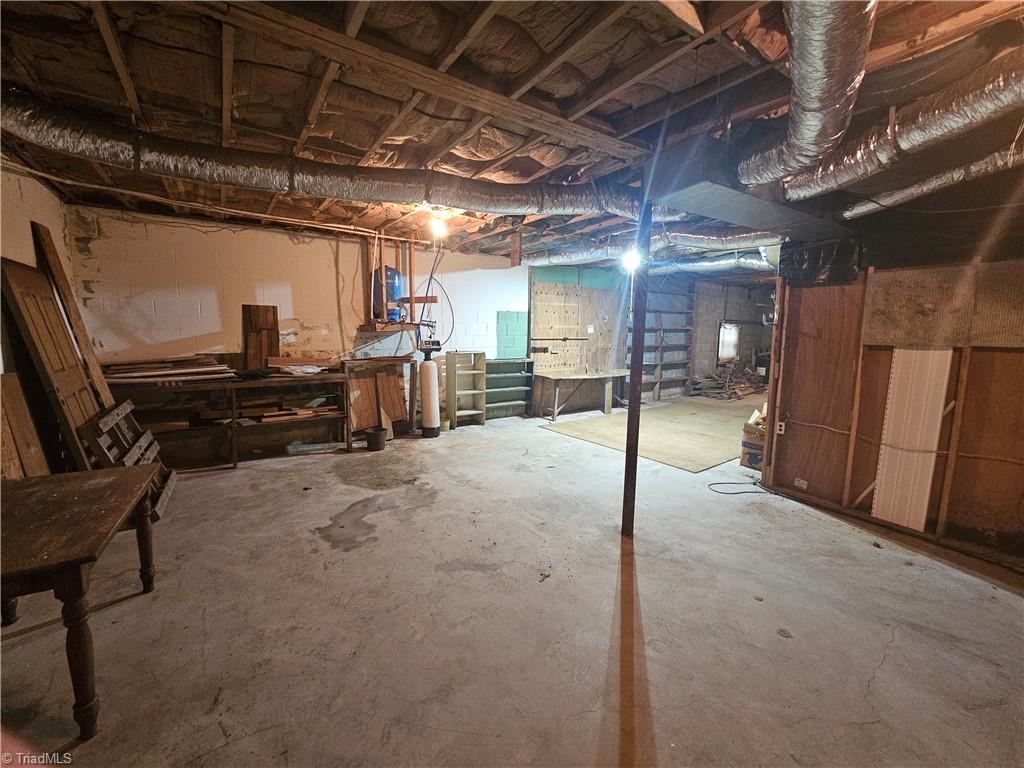 5024 Hill Haven Road, Jonesville, North Carolina image 37
