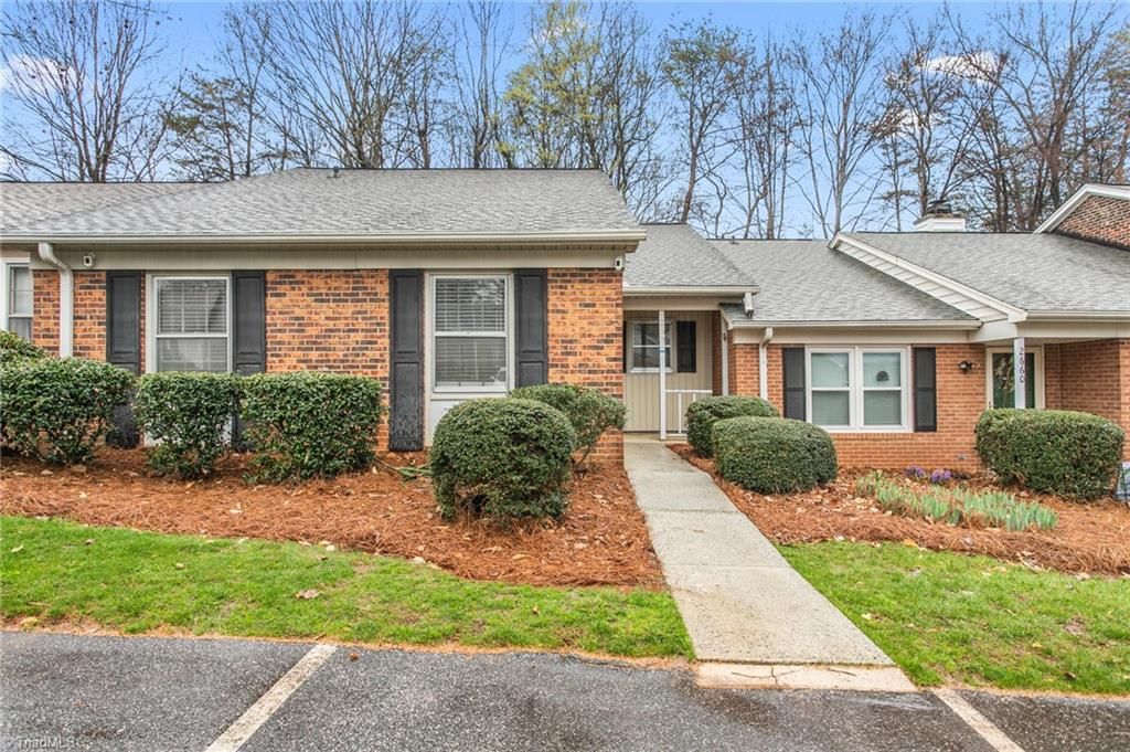 Photo of 2662 Cottage Place, Greensboro, NC 27455 (MLS # 1212267)