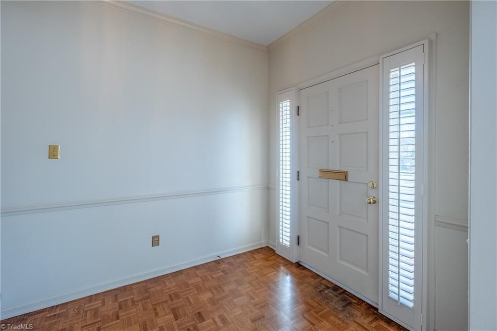 Photo of 27 Fountain Manor Drive, Greensboro, NC 27405 (MLS # 1212239)