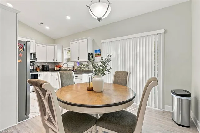103 Hazy Lane, photo 5 of 38