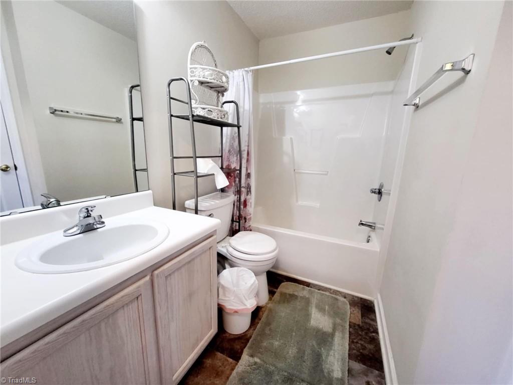 604 Oakmont Circle, Archdale, North Carolina image 11