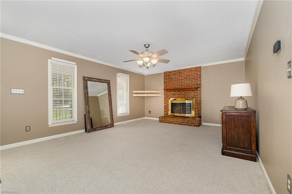 2803 Breckenridge Court, High Point, North Carolina image 6