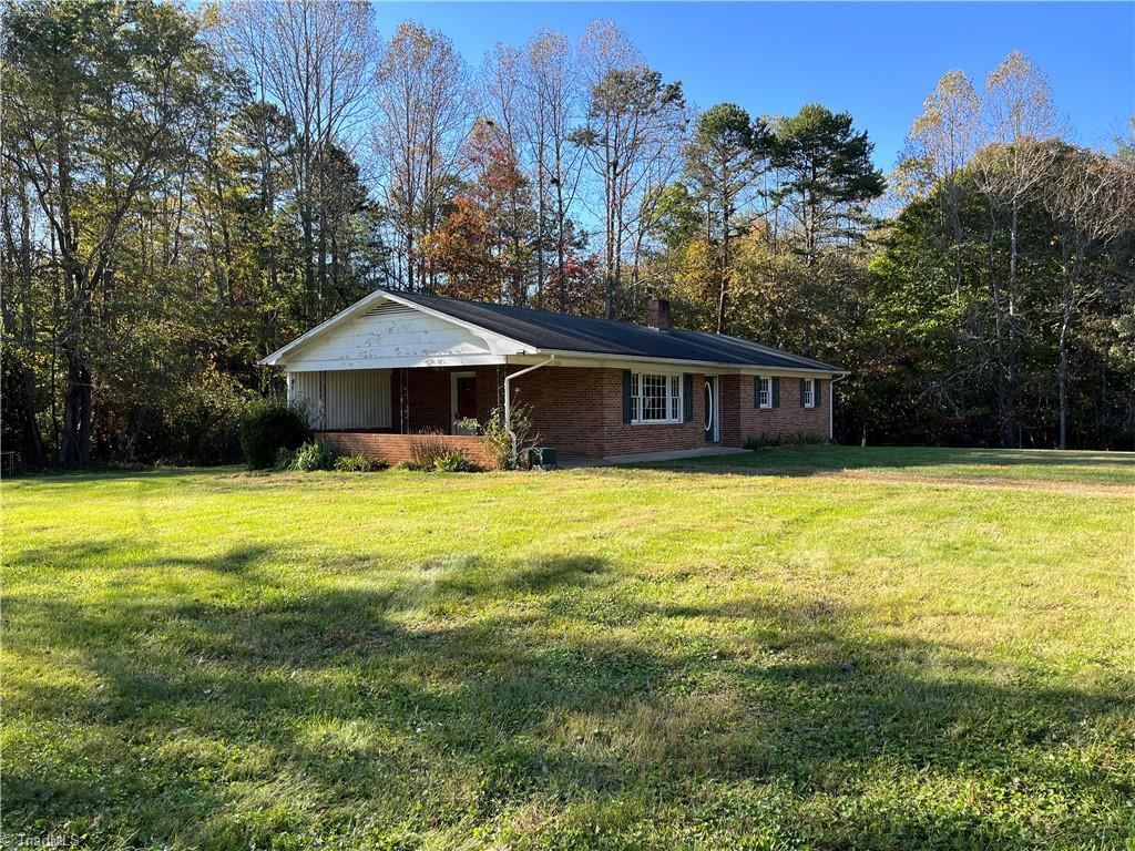 535 Haymeadow Road Extension, Hays, North Carolina image 1