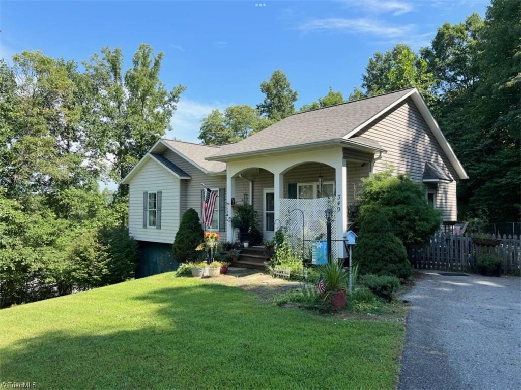 349 Robins Wood Court, Moravian Falls, North Carolina image 3